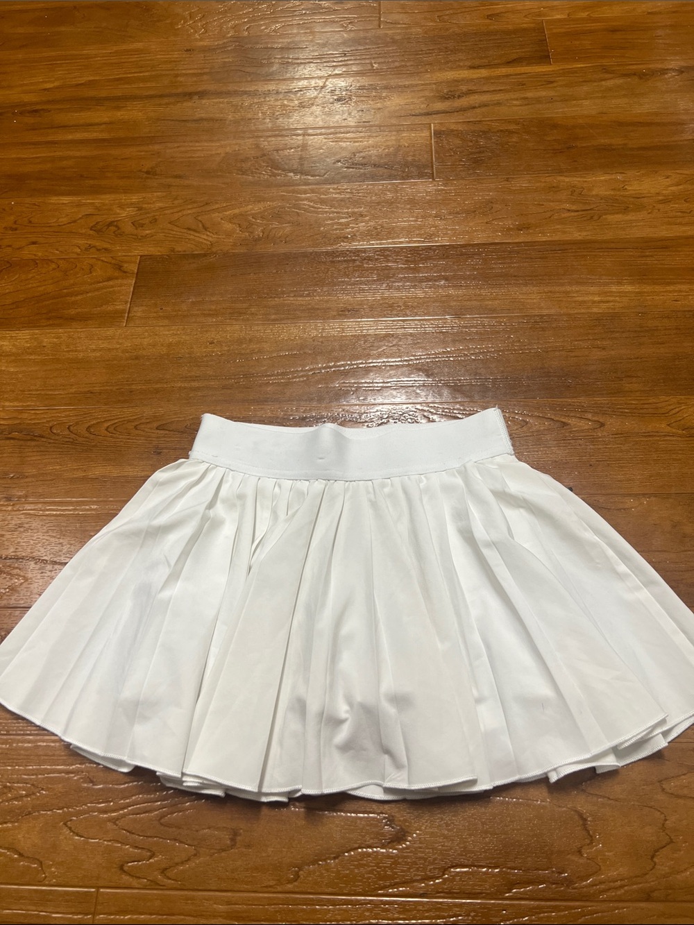 TNA skort